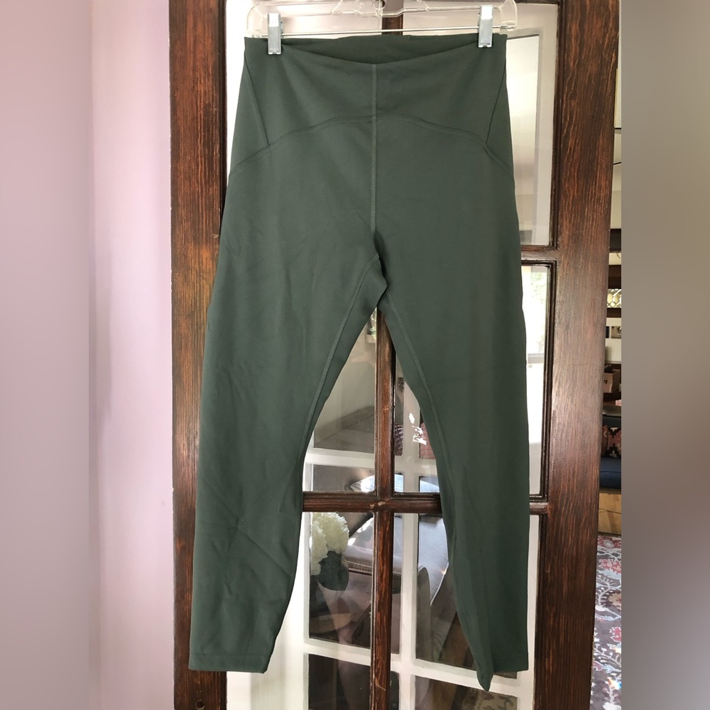 Lululemon InStill High-Rise Tight Leggings - brand new/ unworn